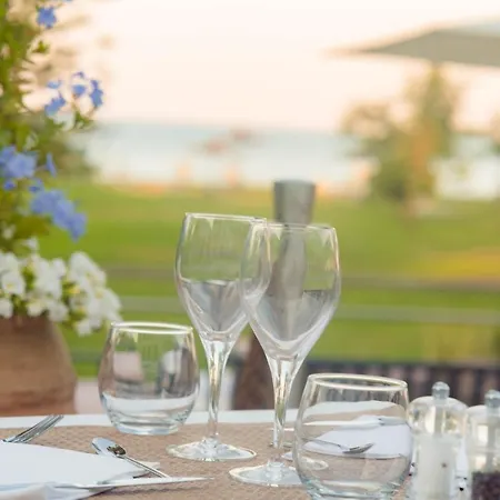 Hotel Restaurant San Lucianu